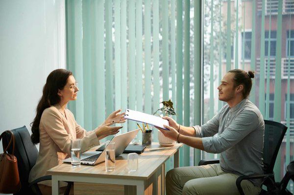 Optimisez votre carrière avec evolutis rh